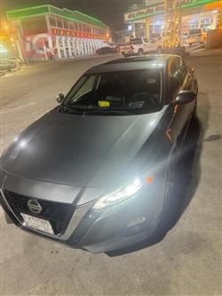 نيسان ألتيما